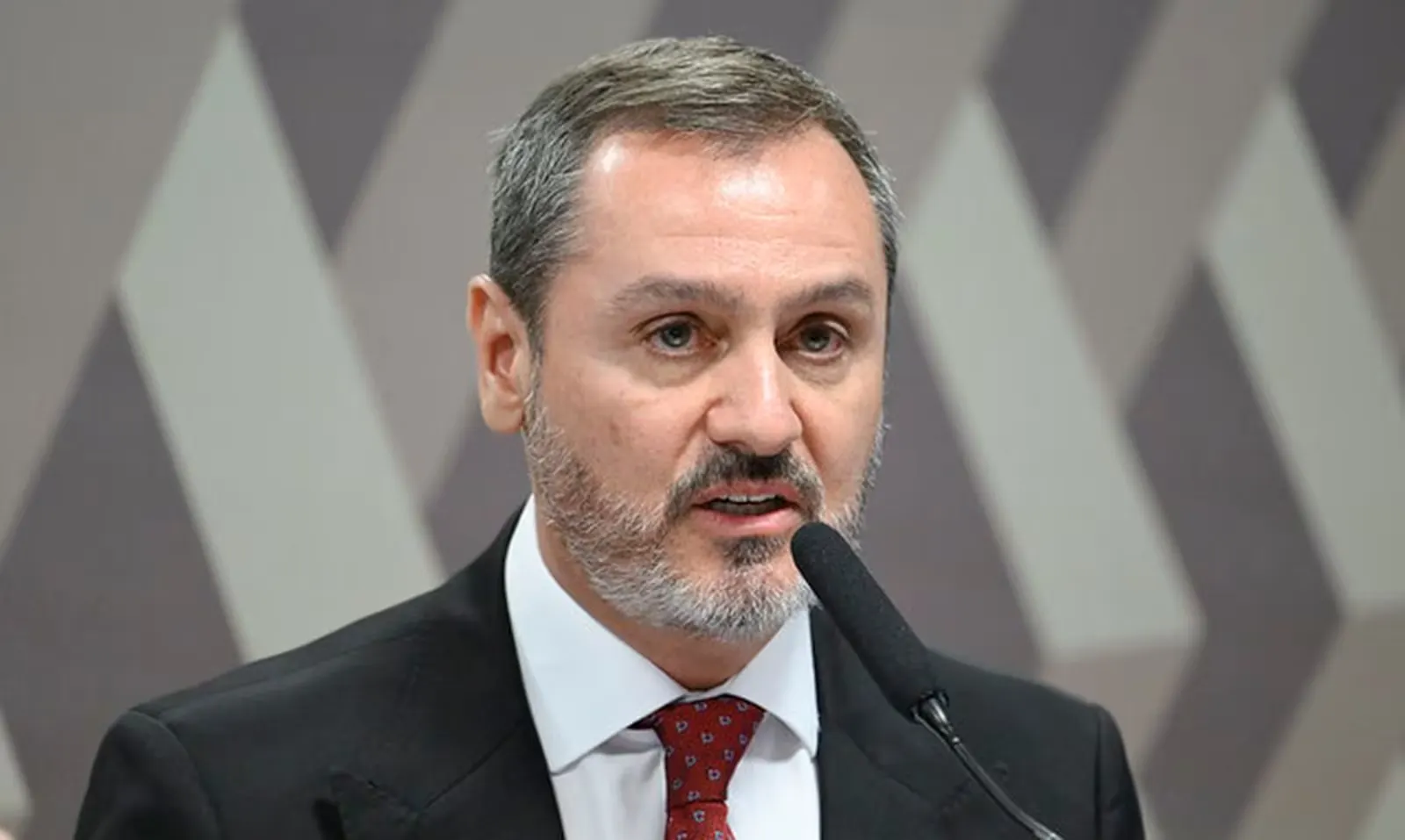 Andrei Rodrigues do cargo de diretor da PF por determinação do Ministro André Mendonça